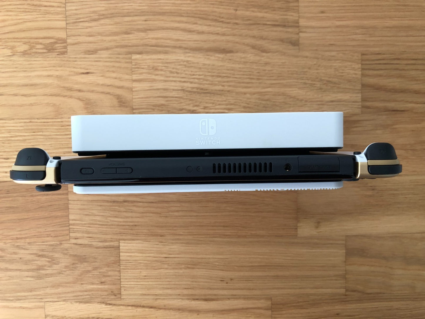Nintendo Switch OLED Zelda Tears of the Kingdom Edition | Very Good Condition