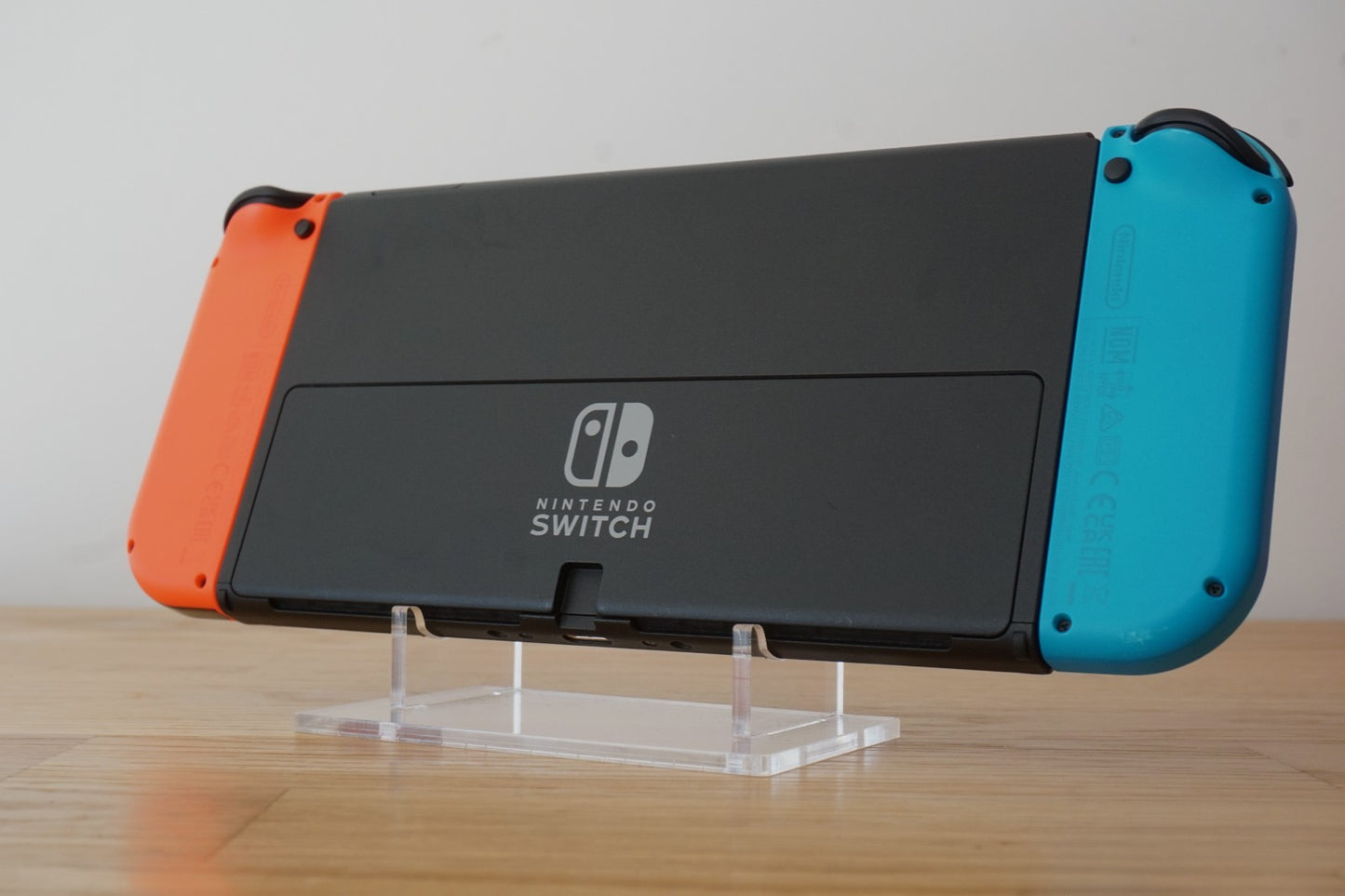 Nintendo Switch OLED Console 64GB Bundle and Zelda Breath of the Wild | Complete