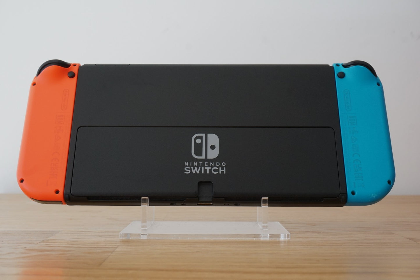 Nintendo Switch OLED Console 64GB Bundle and Zelda Breath of the Wild | Complete