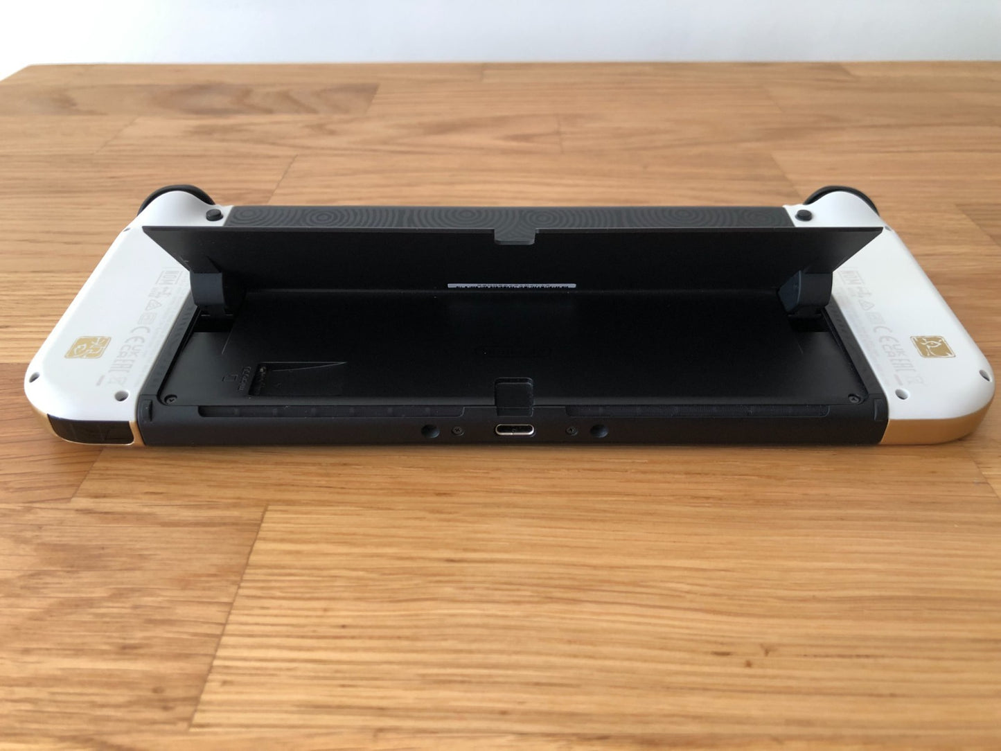 Nintendo Switch OLED Zelda Tears of the Kingdom Edition | Very Good Condition