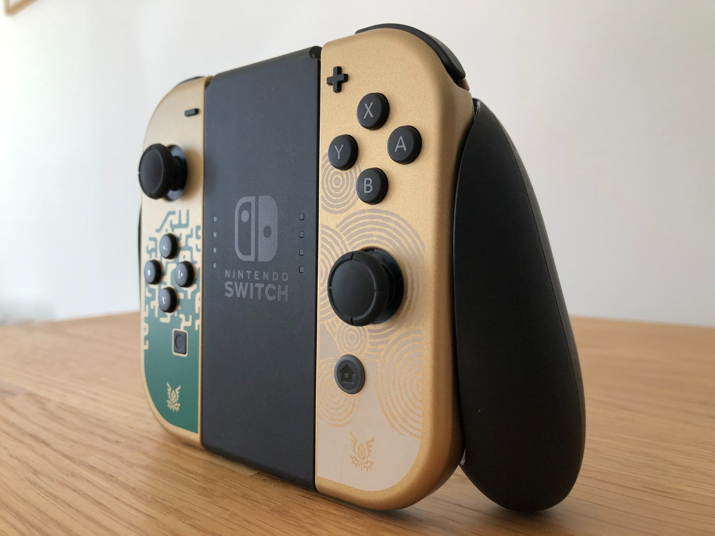 Nintendo Switch OLED Zelda Tears of the Kingdom Edition | Very Good Condition