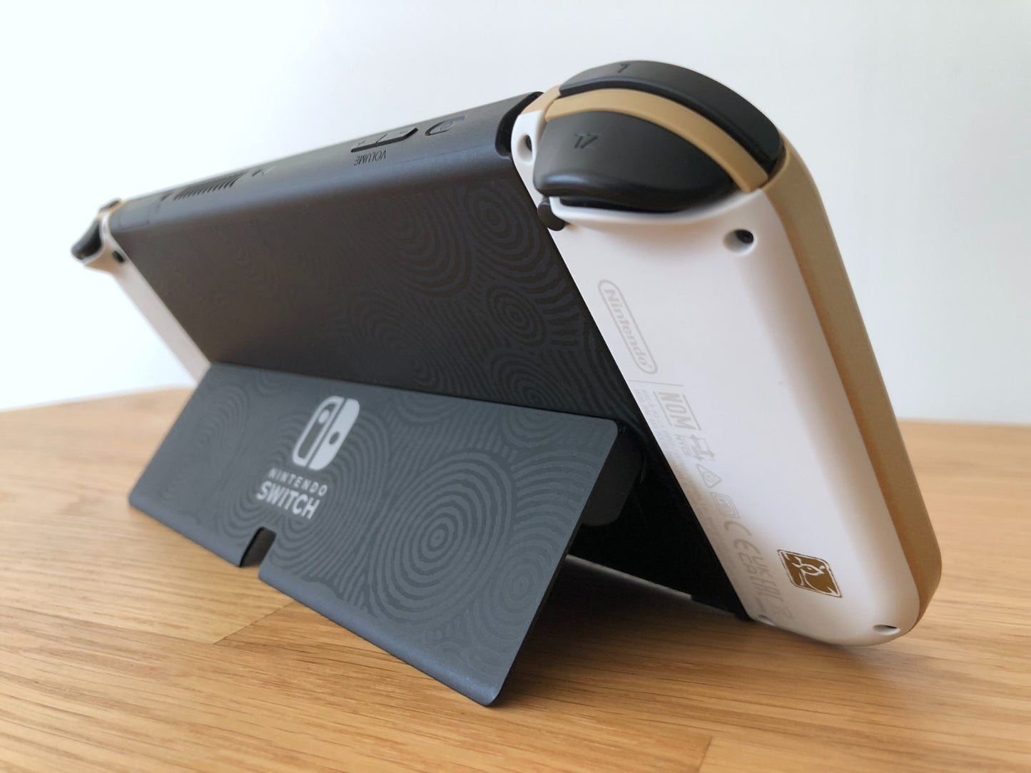Nintendo Switch OLED Zelda Tears of the Kingdom Edition | Very Good Condition