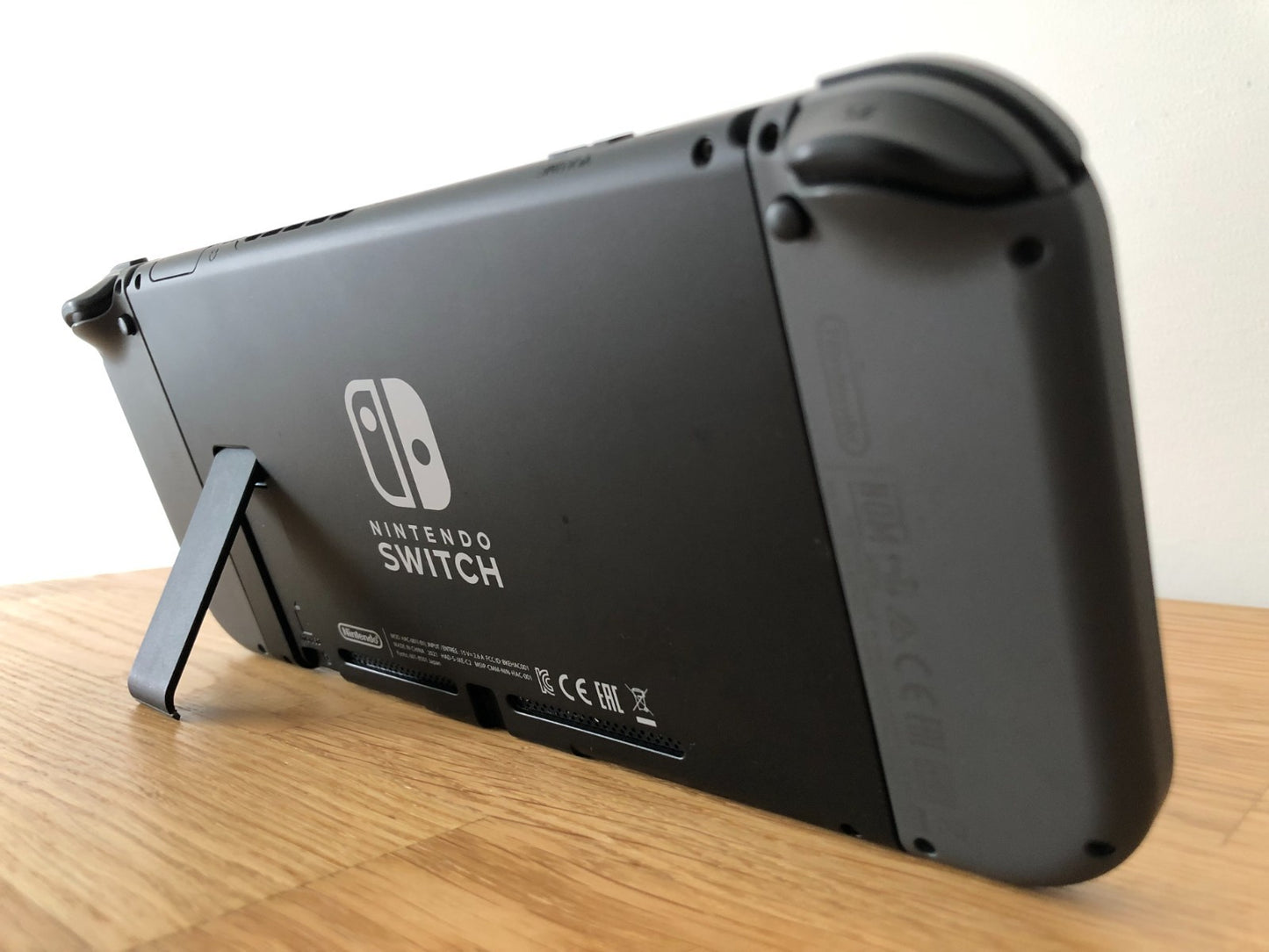 Nintendo Switch Console 32GB | Grey | Good Condition | Includes All Acceossies