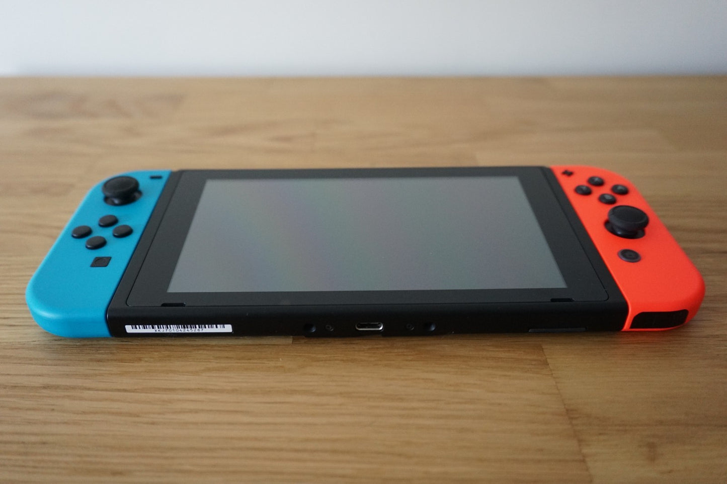 Nintendo Switch Console 32GB | Good Condition | Include all Accessories