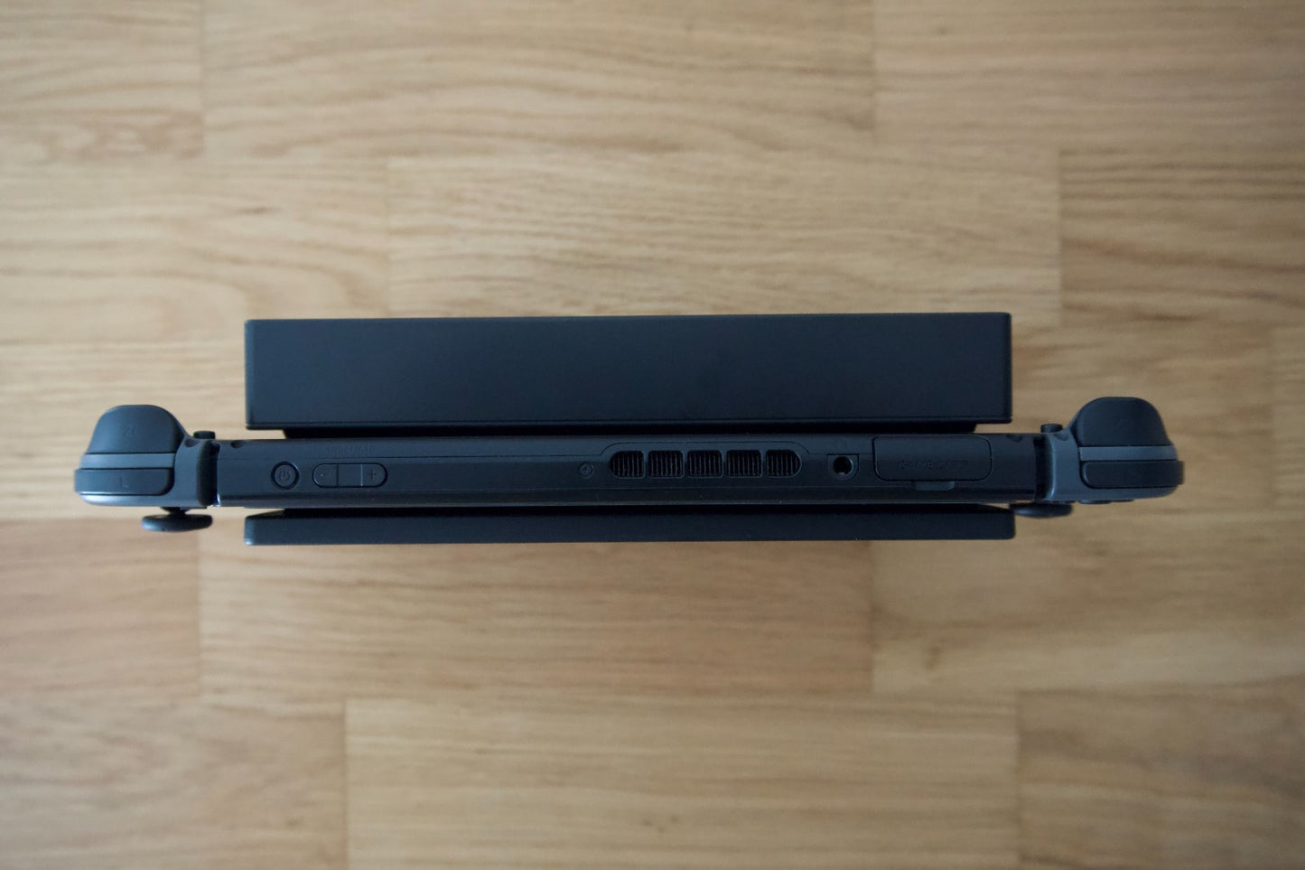 Nintendo Switch Console 32GB Grey - Great Condition | Includes All Acceossies