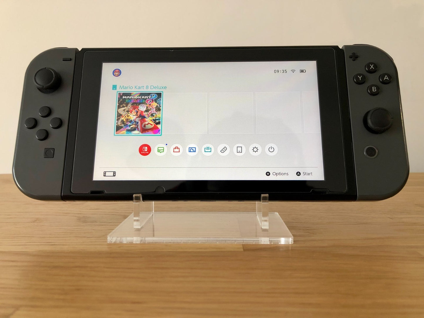 Nintendo Switch Console 32GB | Grey | Good Condition | Includes All Acceossies