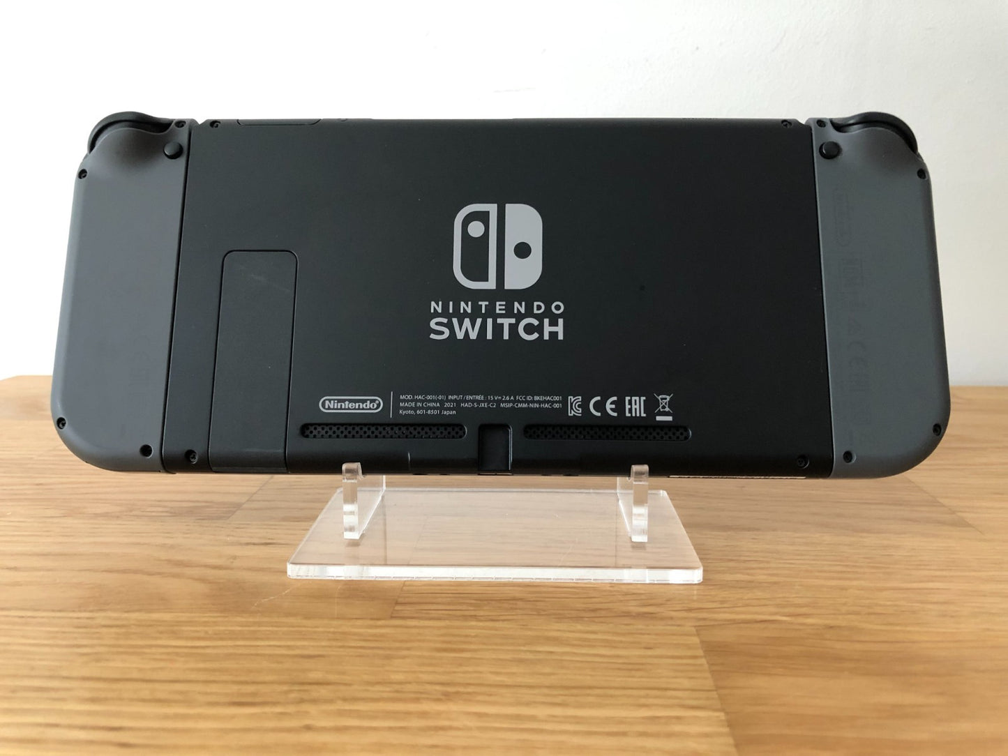 Nintendo Switch Console 32GB | Grey | Good Condition | Includes All Acceossies