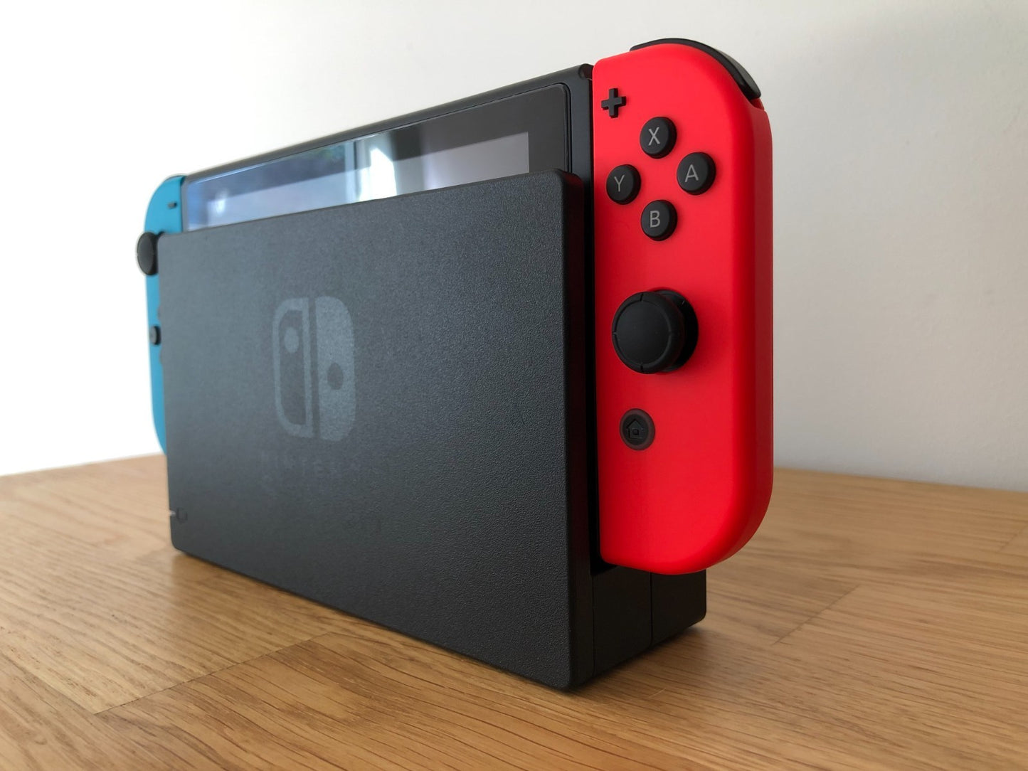 Nintendo Switch Console 32GB | Very Good Condition | Include all Accessories