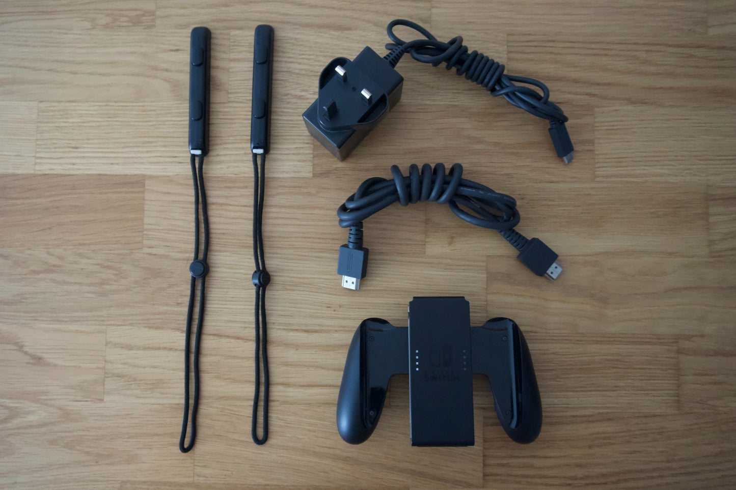 Nintendo Switch Console 32GB Grey - Great Condition | Includes All Acceossies