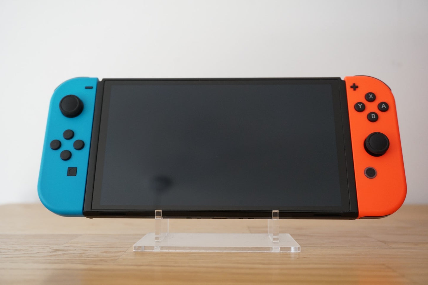 Nintendo Switch OLED Console 64GB Bundle and Zelda Breath of the Wild | Complete