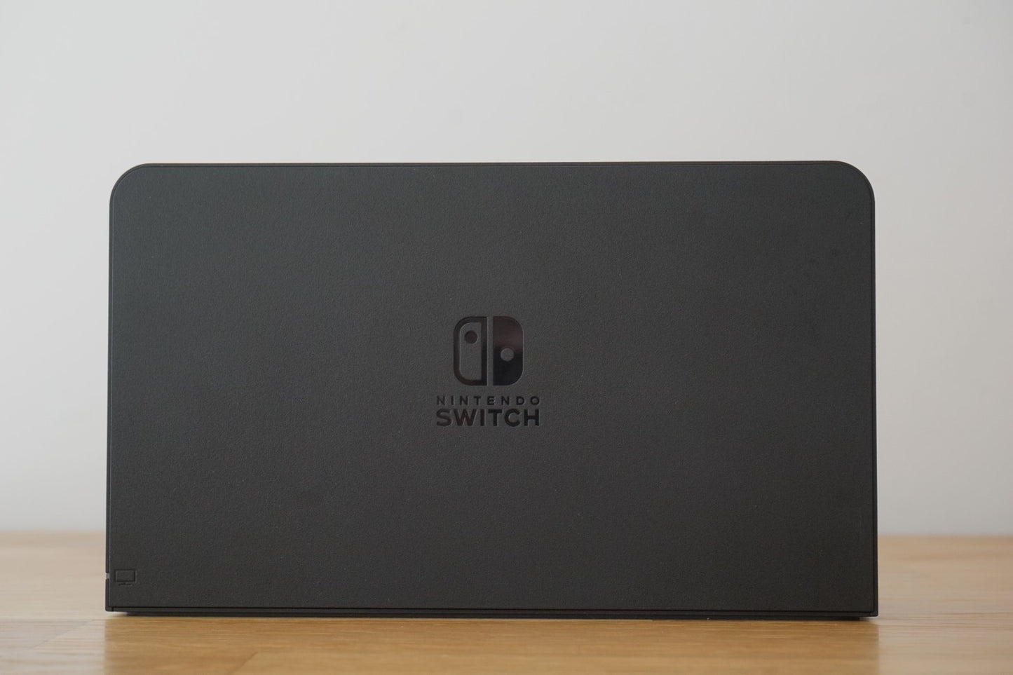 Nintendo Switch OLED Console 64GB Bundle and Zelda Breath of the Wild | Complete