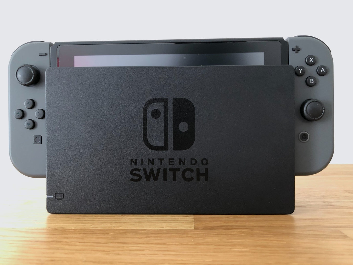 Nintendo Switch Console 32GB | Grey | Good Condition | Includes All Acceossies