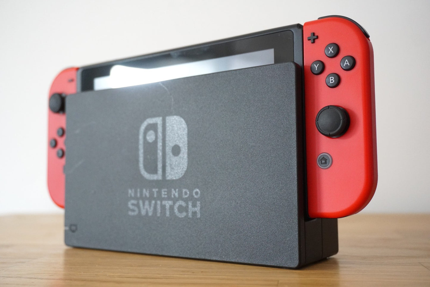 Nintendo Switch Super Mario Odyssey Edition Console Bundle + Super Mario Odyssey