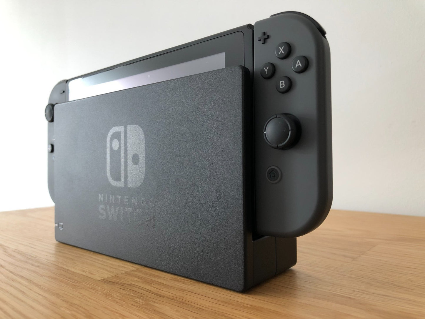 Nintendo Switch Console 32GB | Grey | Good Condition | Includes All Acceossies