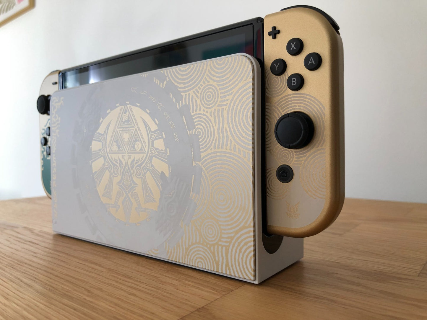 Nintendo Switch OLED Zelda Tears of the Kingdom Edition | Very Good Condition