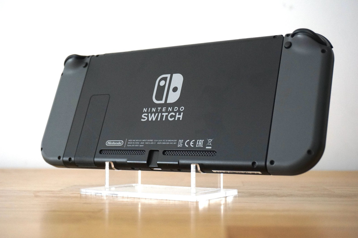 Nintendo Switch Console Bundle: Zelda Breath of the Wild | Very Good Condition