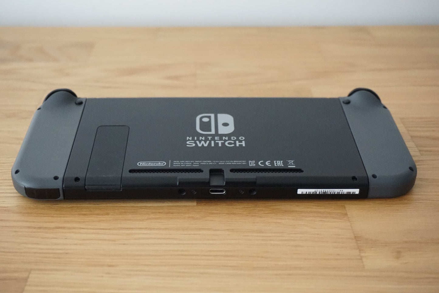 Nintendo Switch Console Bundle: Zelda Breath of the Wild | Very Good Condition