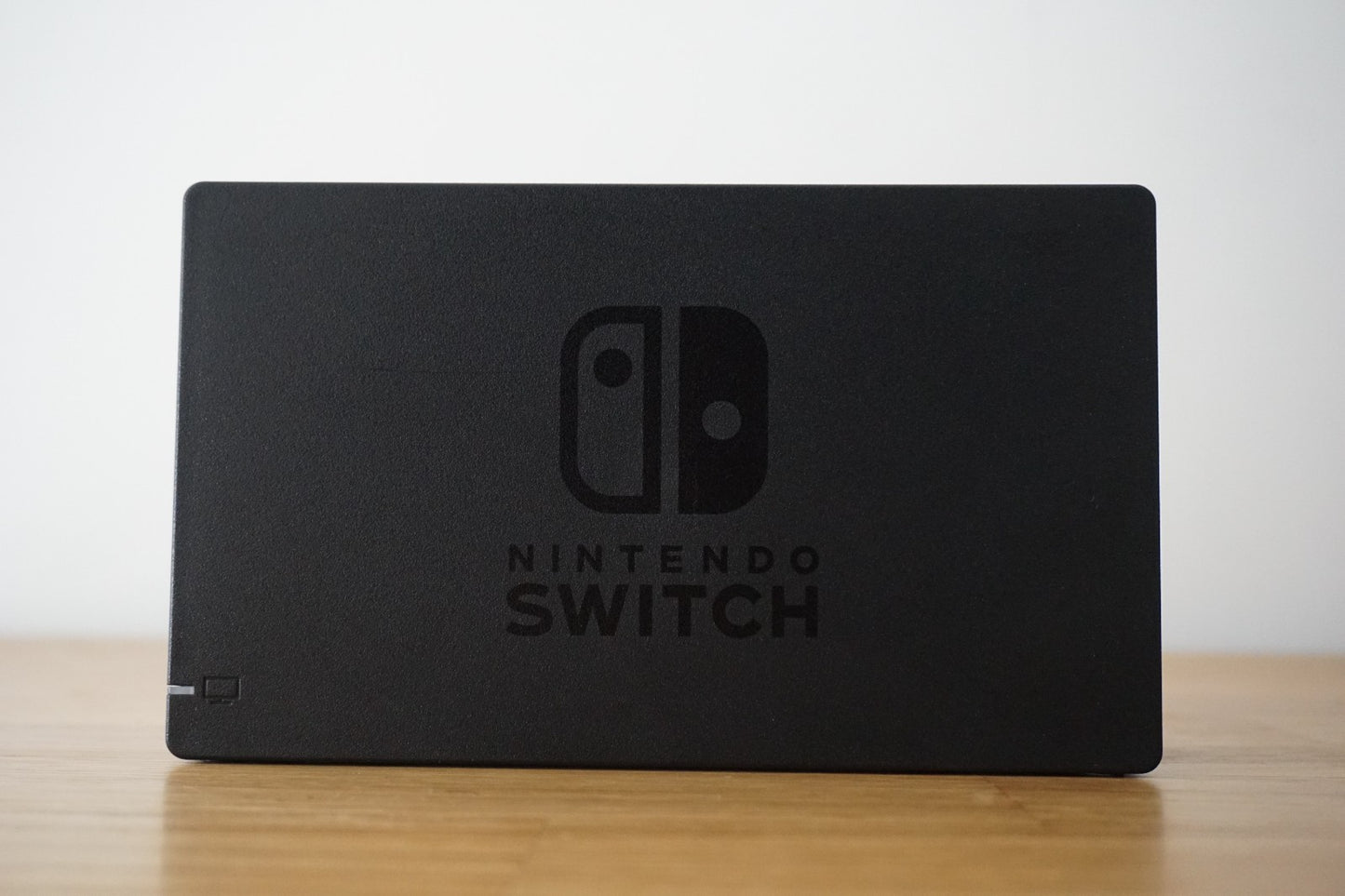 Nintendo Switch Console Bundle: Zelda Breath of the Wild | Very Good Condition