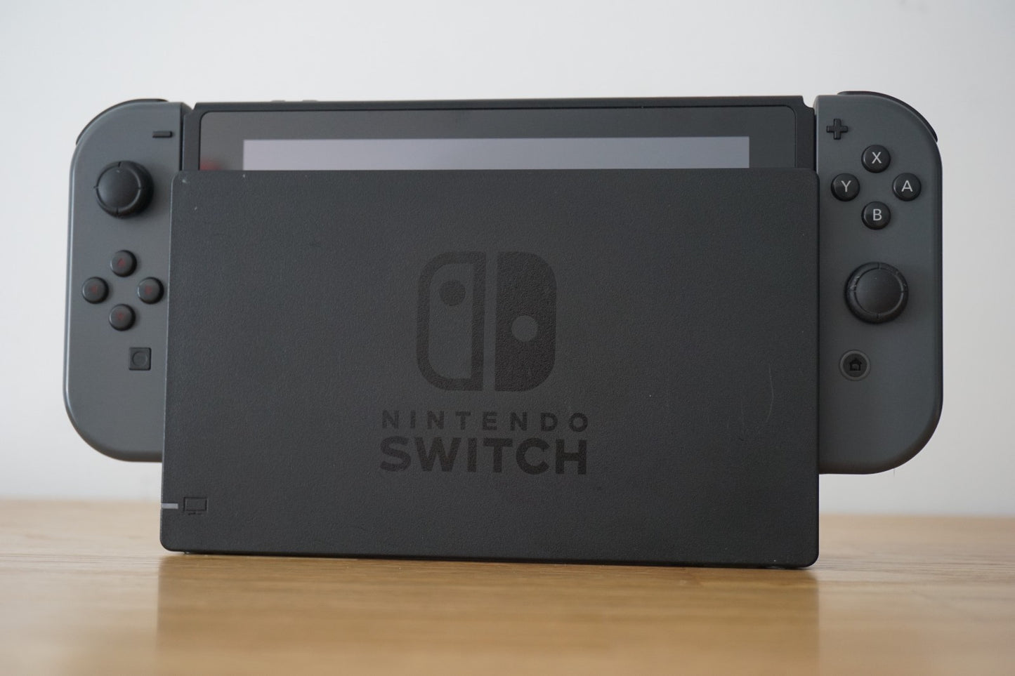 Nintendo Switch Console 32GB Grey - Good Condition | Includes All Acceossies