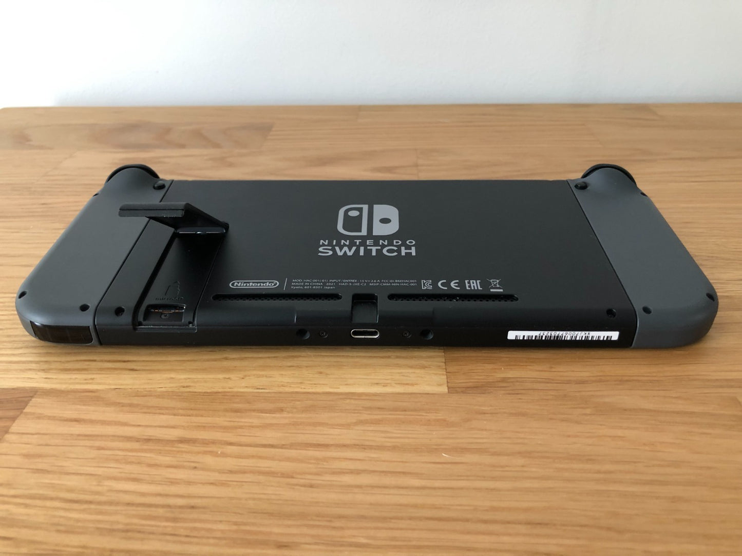 Nintendo Switch Console 32GB | Grey | Good Condition | Includes All Acceossies