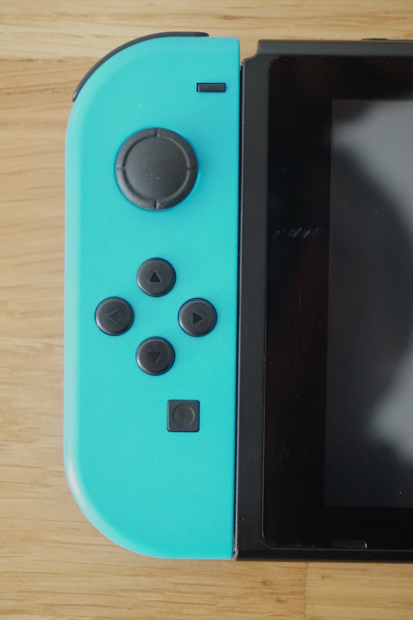 Nintendo Switch 32GB Bundle | Neon Blue & Red