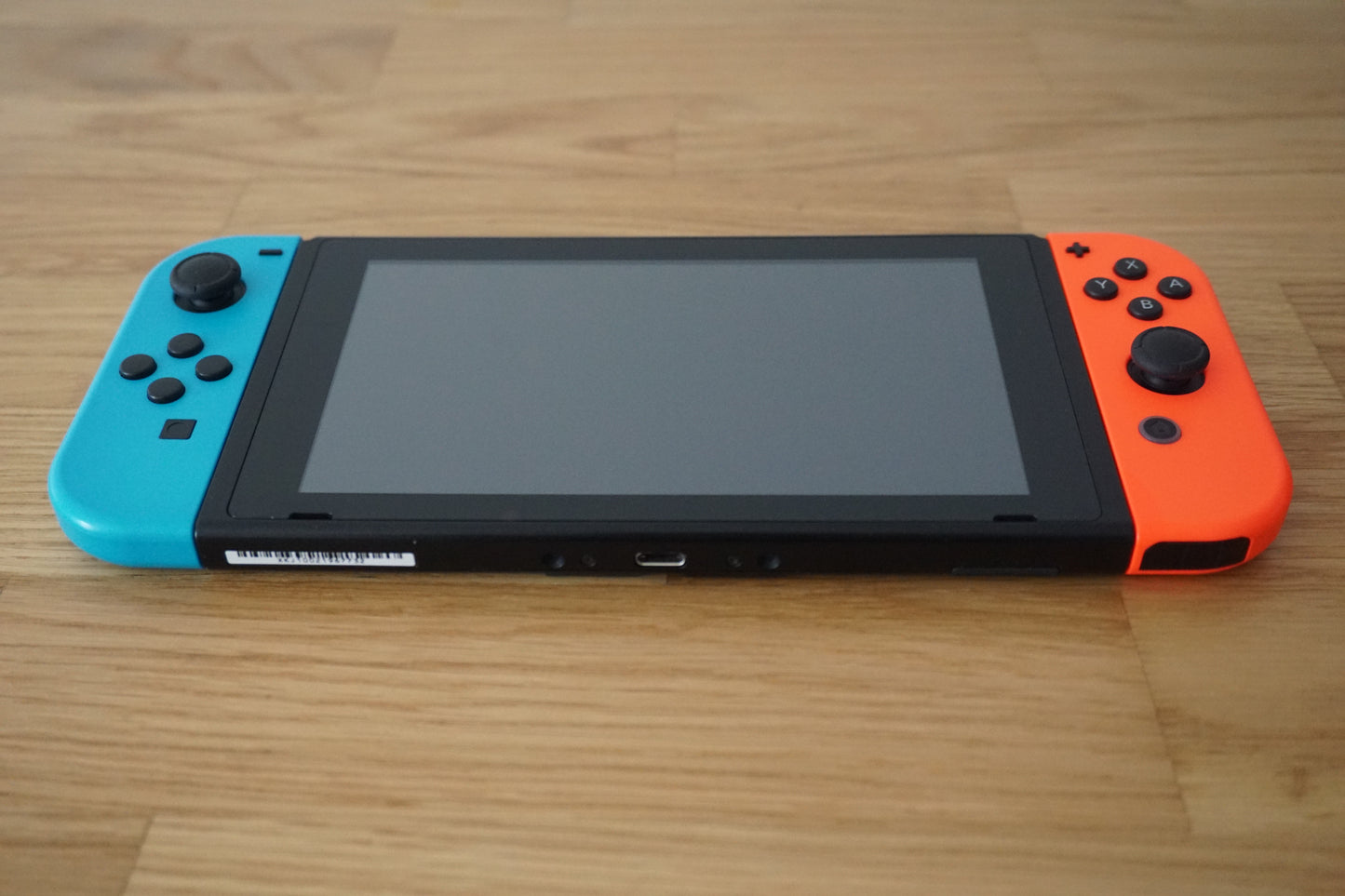 Nintendo Switch 32GB Bundle | Neon Blue & Red