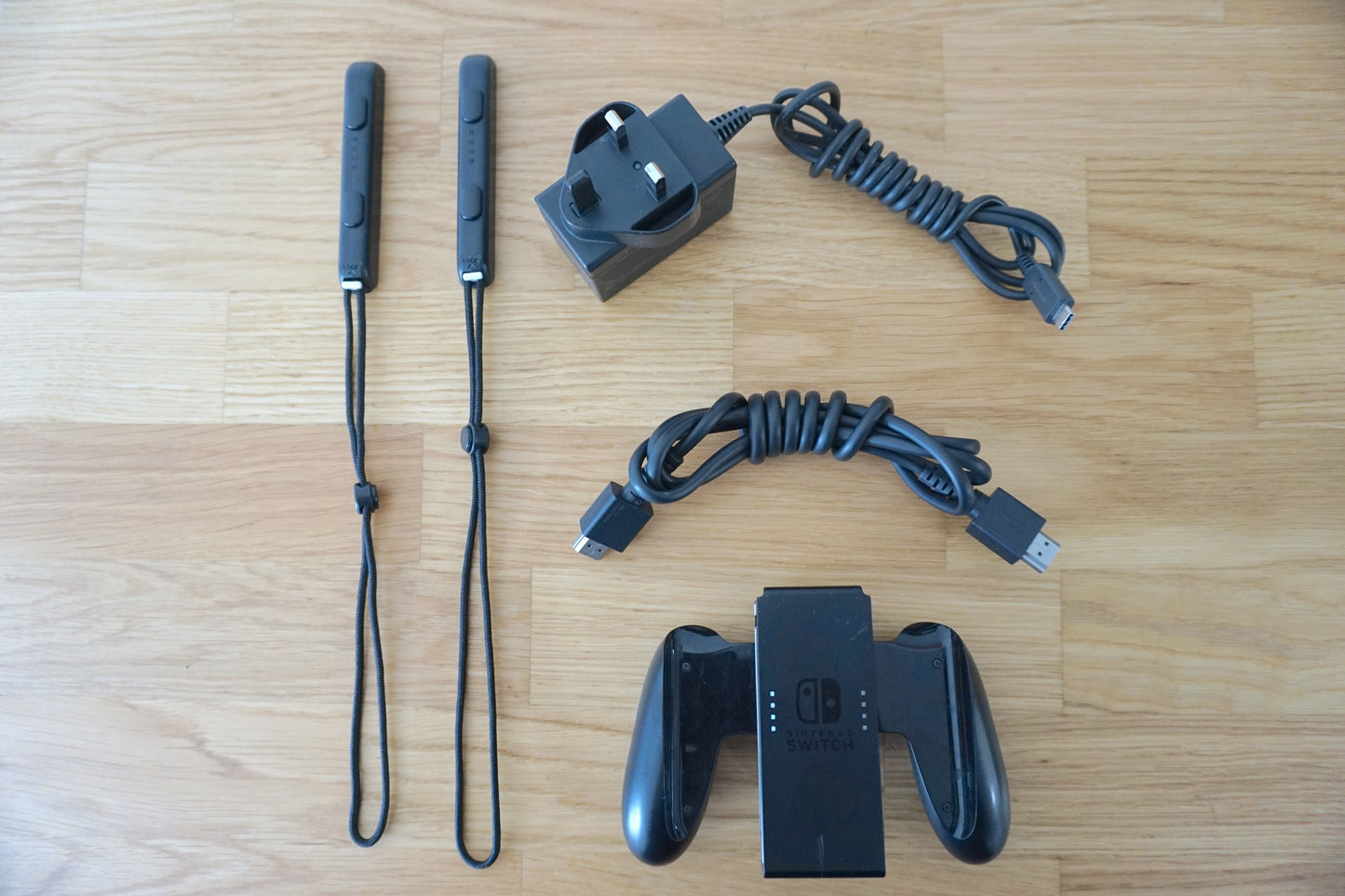Nintendo Switch 32GB | Bundle