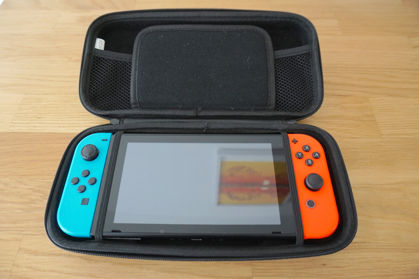 Nintendo Switch 32GB | Bundle