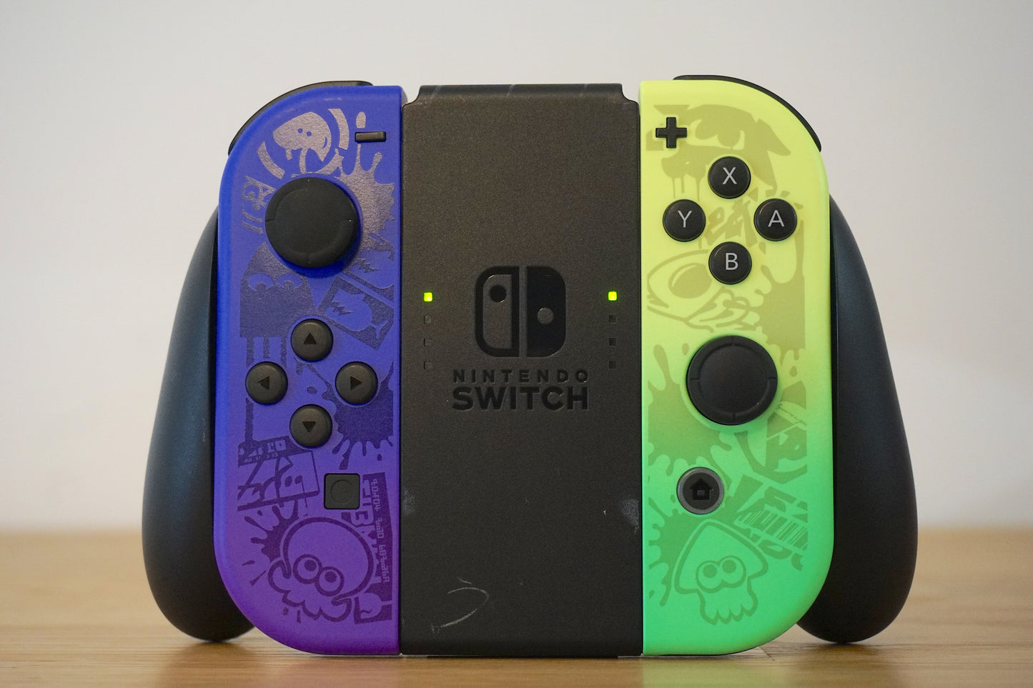 Nintendo Switch OLED 64GB: Splatoon 3 Edition Bundle