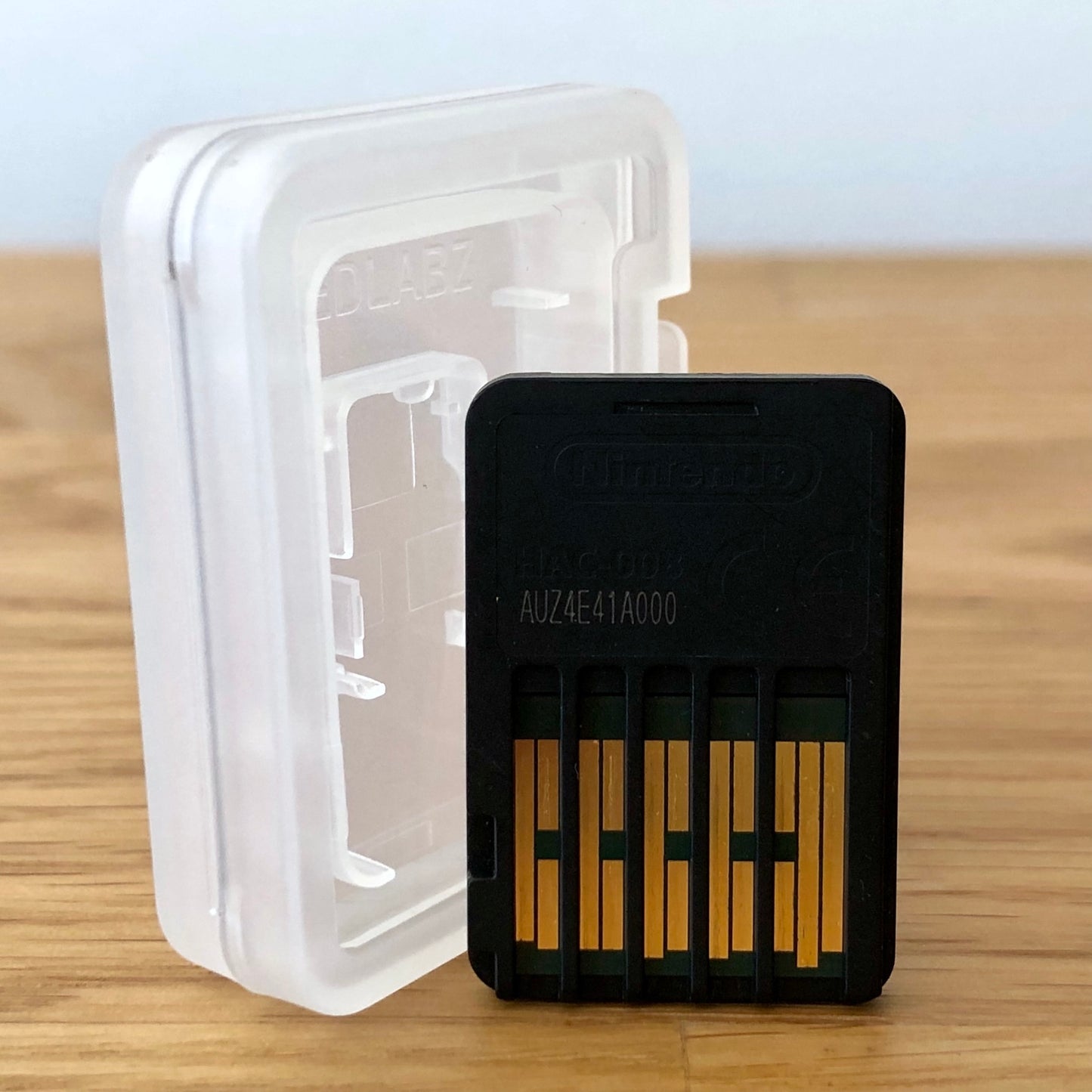 Back of Minecraft Dungeons Hero Edition Nintendo Switch cartridge, showing rear label details.