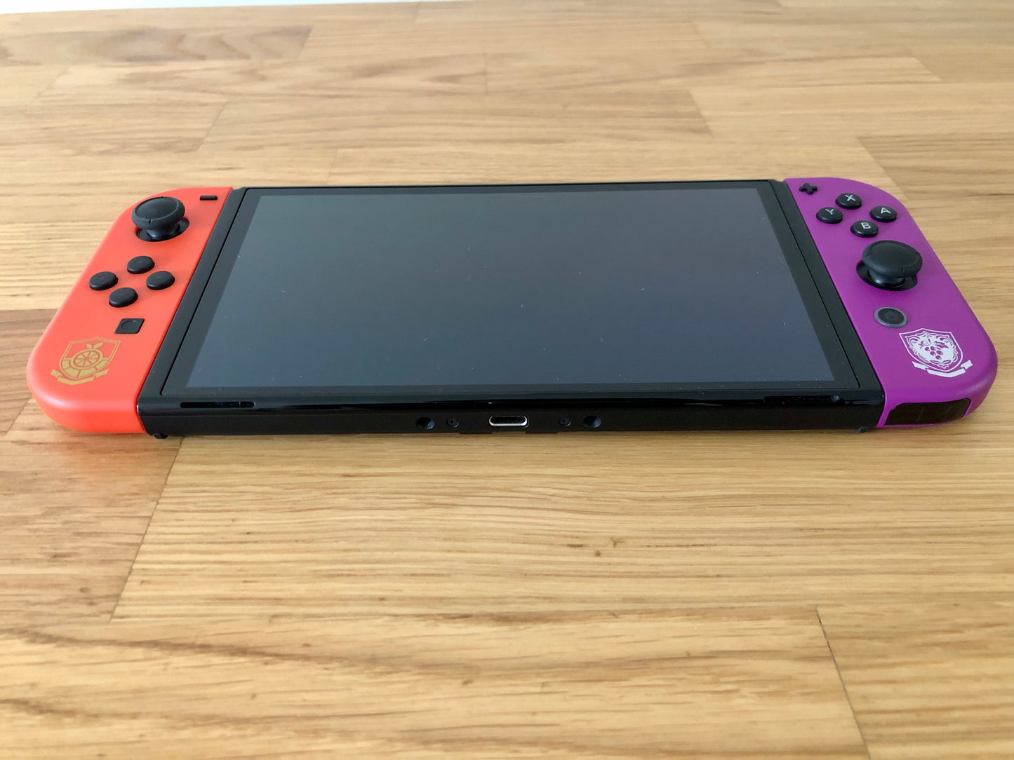 Nintendo Switch OLED | Pokémon Scarlet and Violet Limited Edition