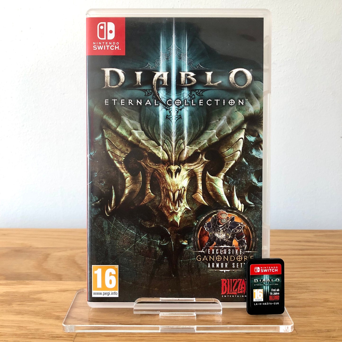 Front cover of Diablo III: Eternal Collection for Nintendo Switch, featuring game artwork, title, and front of cartridge.