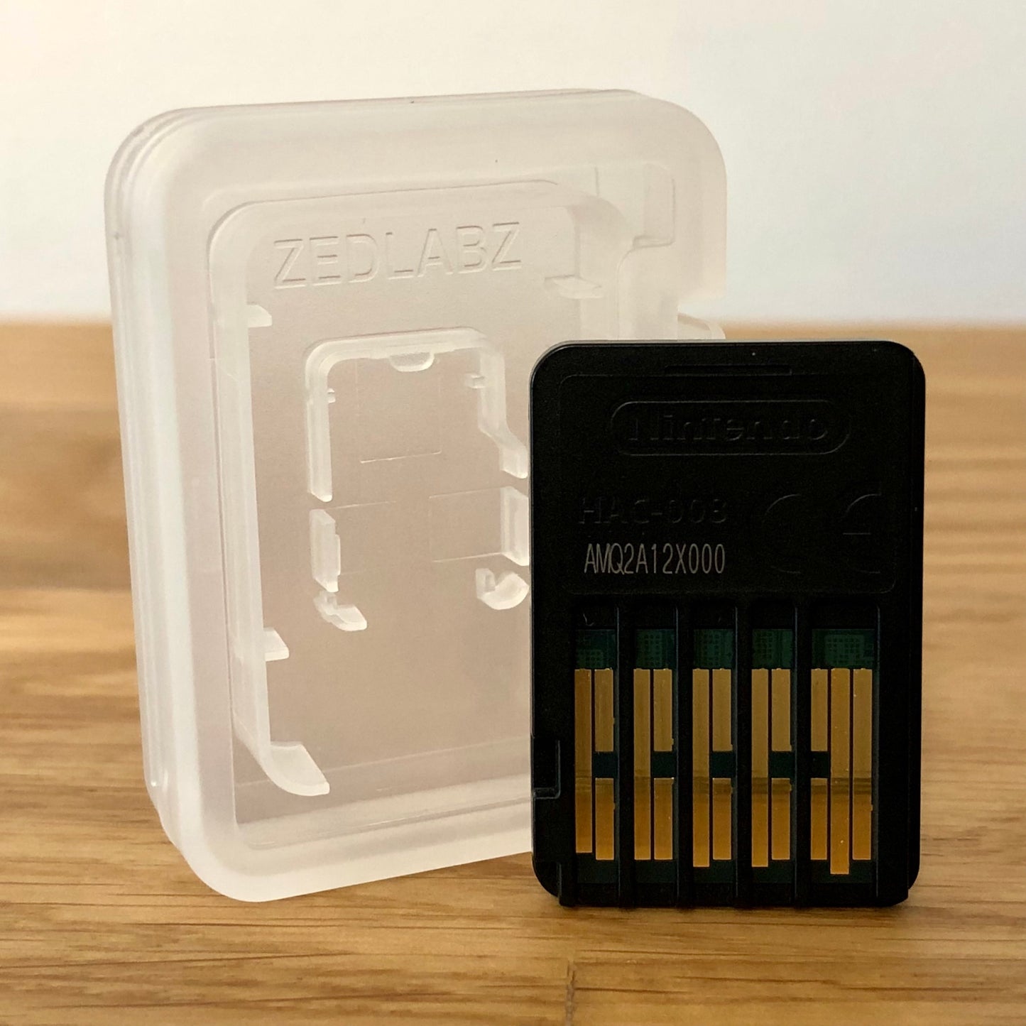 Cartridge back of Fifa 19 for Nintendo Switch, showing data pins.