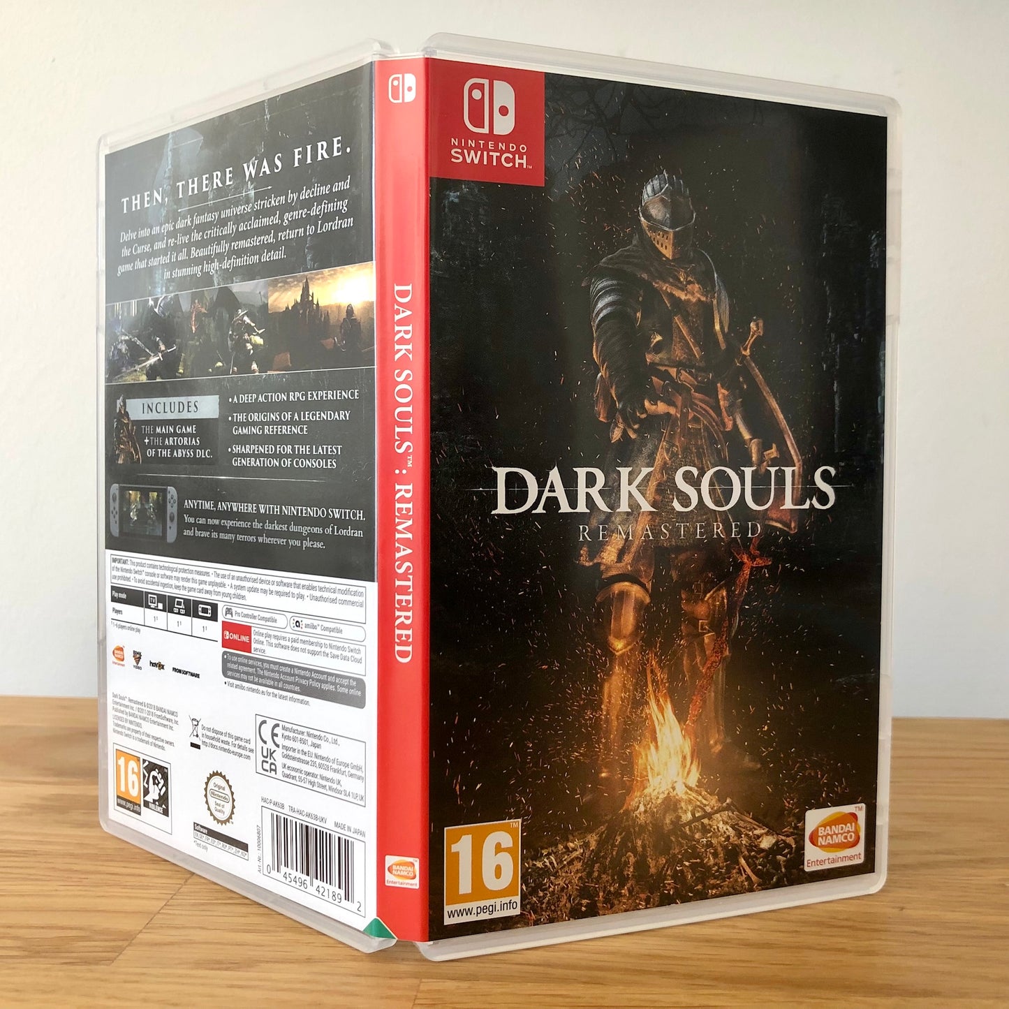 Angled front view of Dark Souls Remastered for Nintendo Switch, highlighting the full front cover artwork.