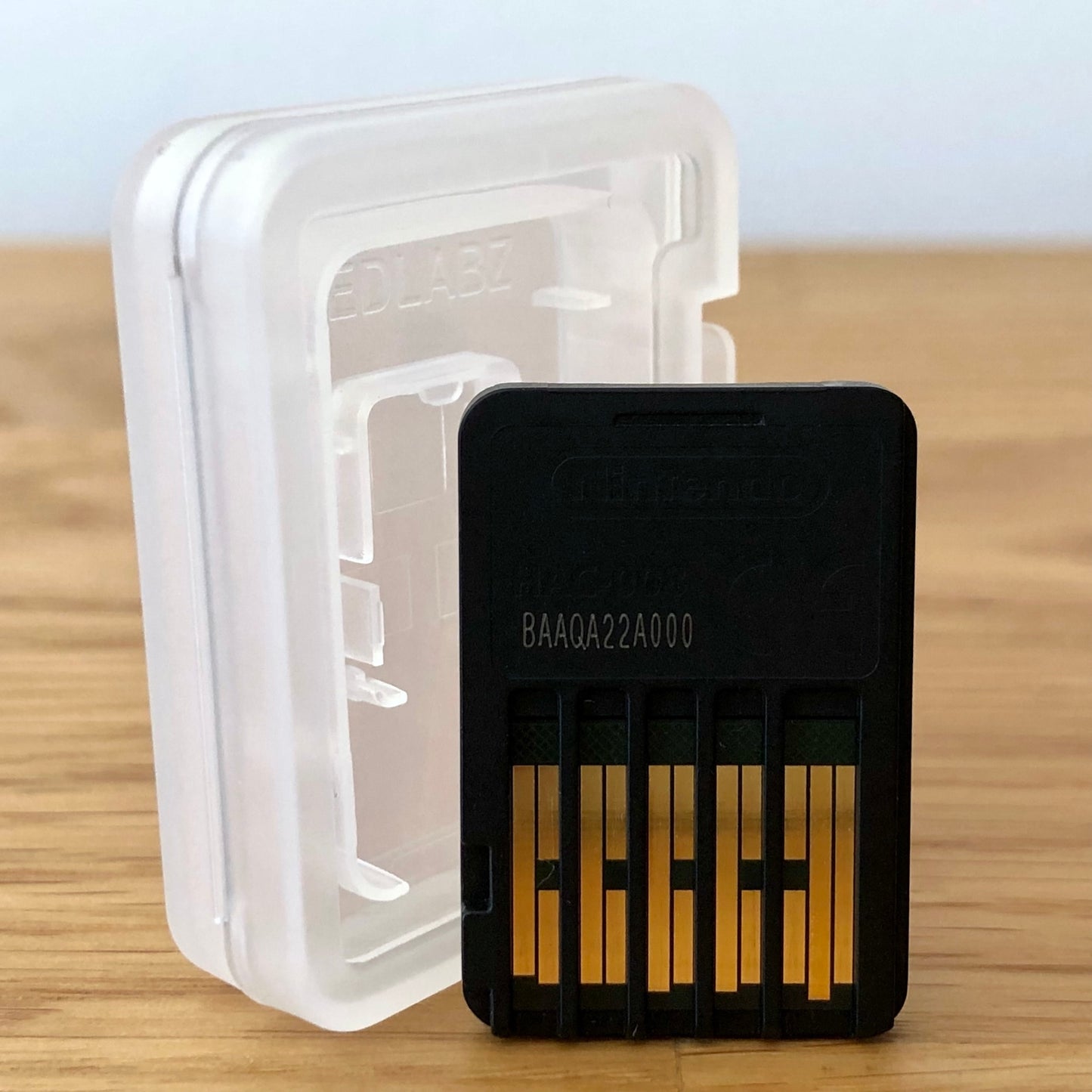 Back of Super Mario Maker 2 Nintendo Switch game cartridge, displaying the connector pins.