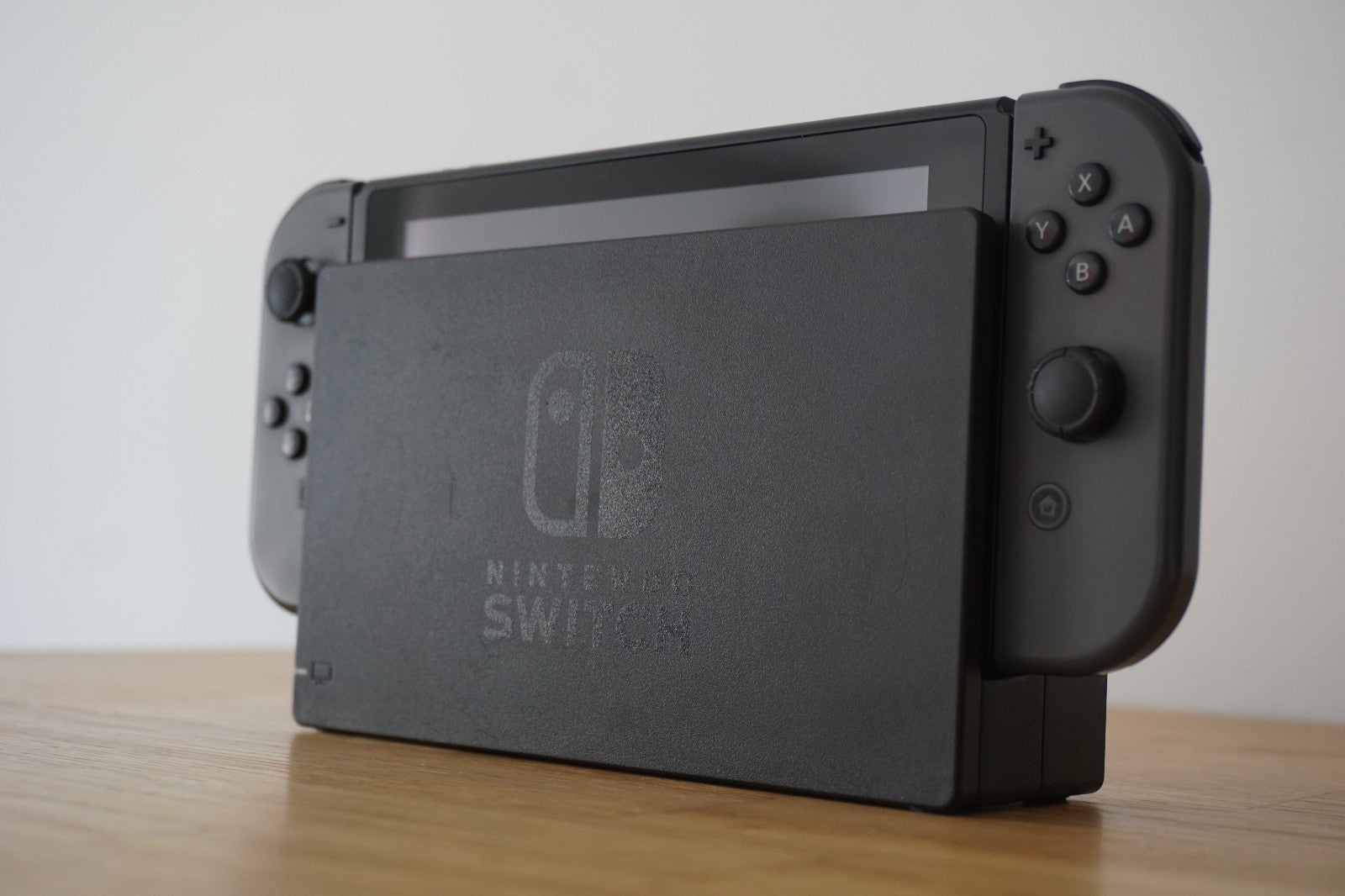 Nintendo Switch Console 32GB Grey - Good Condition | Includes All Acceossies
