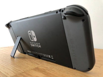 Nintendo Switch Console 32GB | Grey | Good Condition | Includes All Acceossies