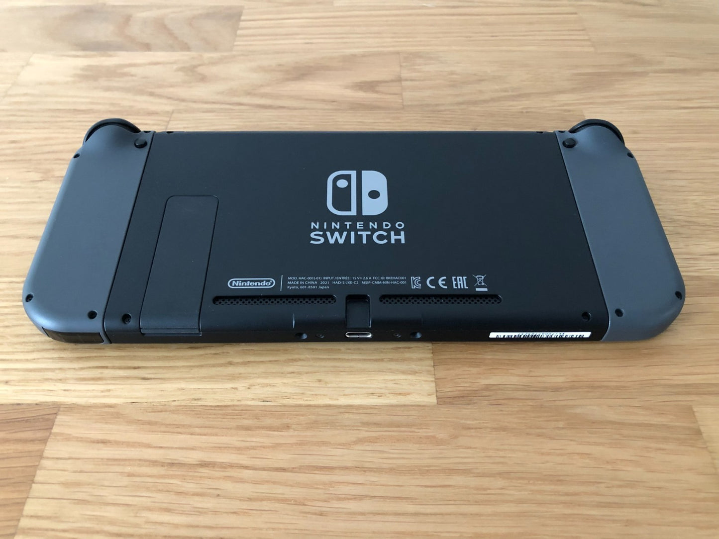 Nintendo Switch Console 32GB | Grey | Good Condition | Includes All Acceossies