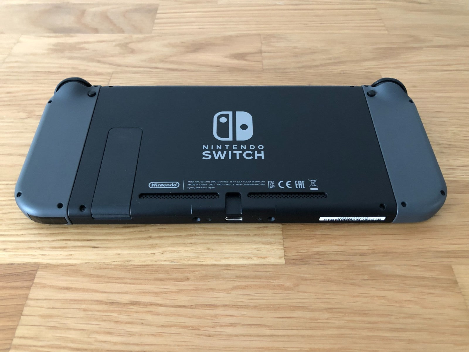 Nintendo Switch Console 32GB | Grey | Good Condition | Includes All Acceossies