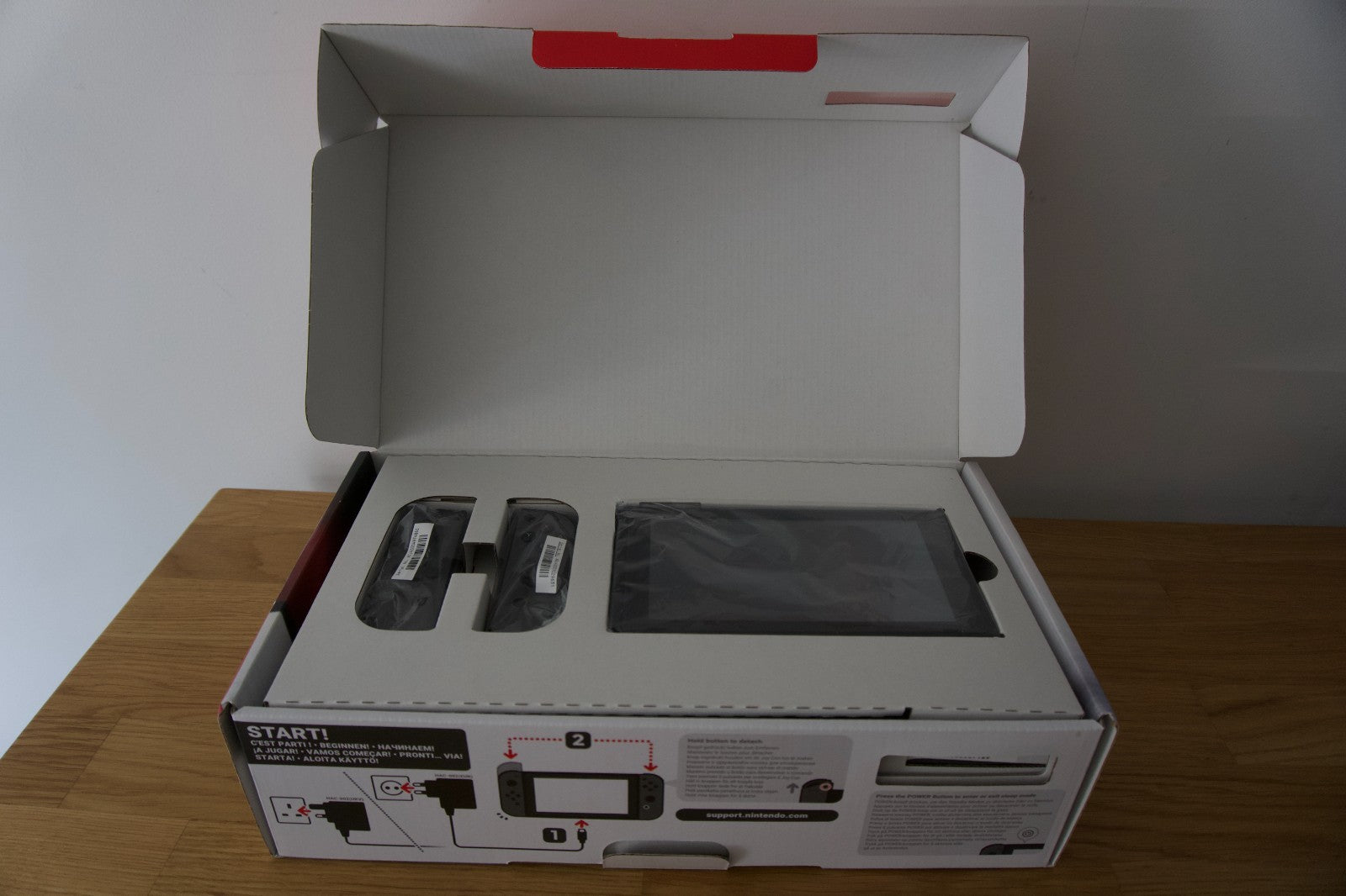 Nintendo Switch Console 32GB Grey - Great Condition | Includes All Acceossies