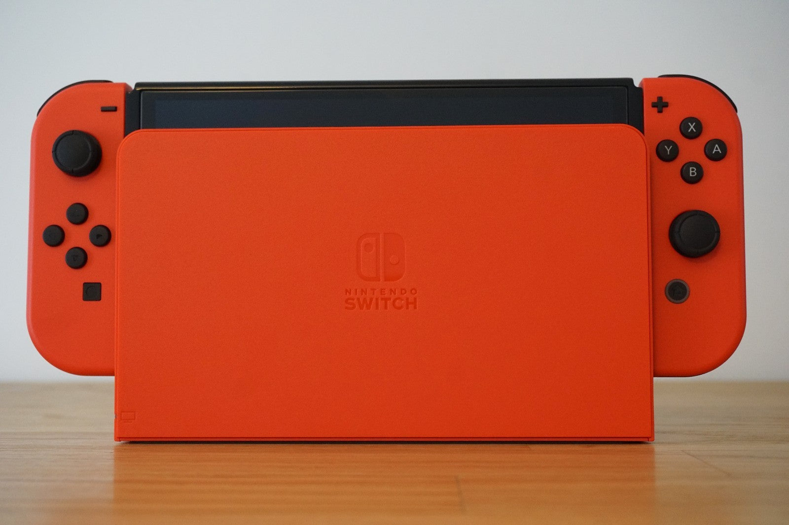 Nintendo Switch OLED 64GB 🪼Mario Red Edition Bundle + 4 Mario Games 🚚 Same Day
