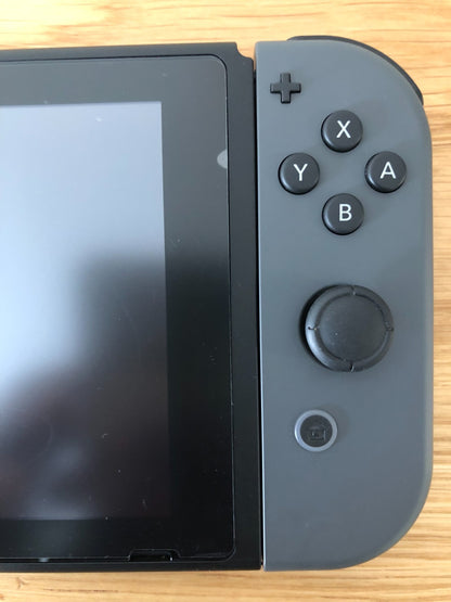 Nintendo Switch Console 32GB | Grey | Good Condition | Includes All Acceossies