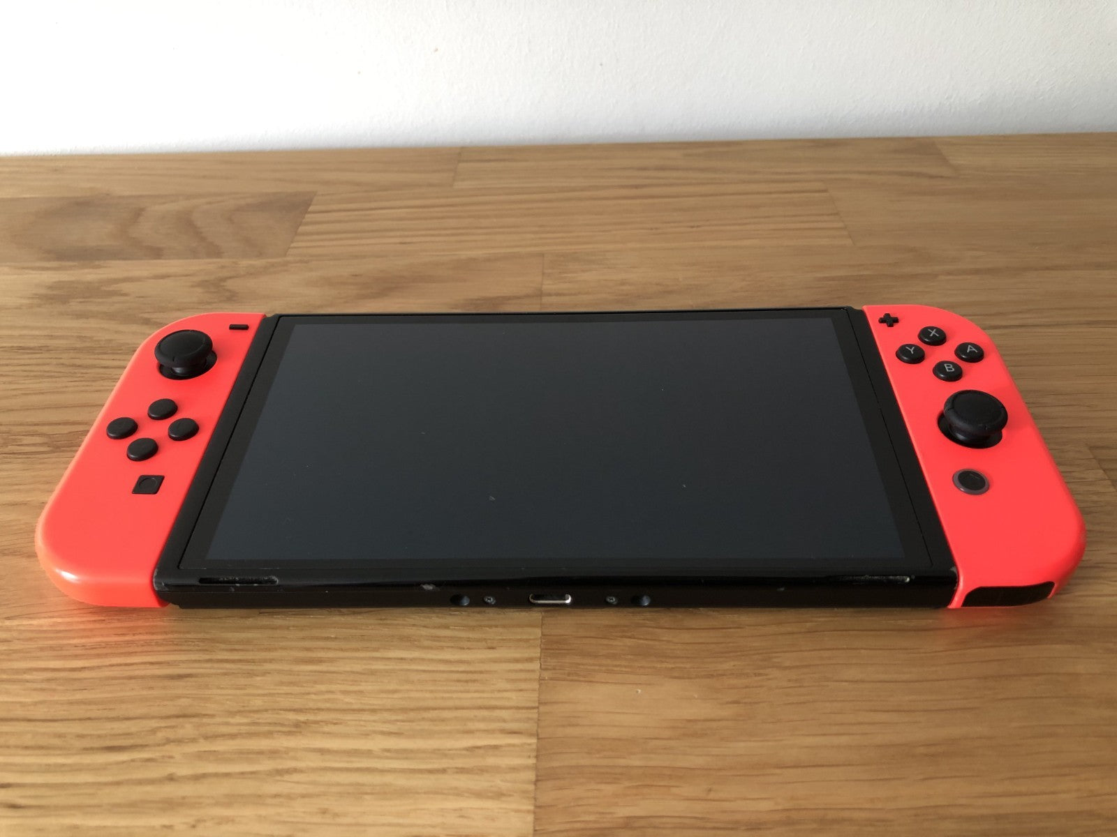 Nintendo Switch OLED Console 64GB 🪼Okay Condition with Travel Case 🚚 Same Day