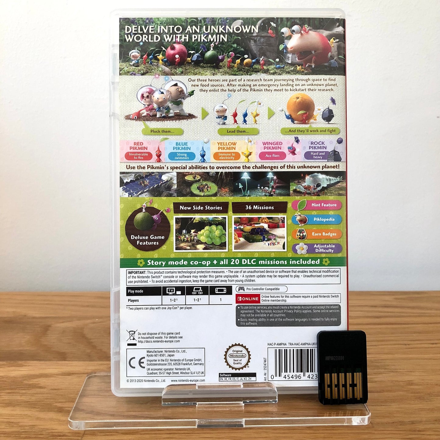 Back case cover of Pikmin 3 Deluxe  for Nintendo Switch, showing game details, features, and back of cartridge.
