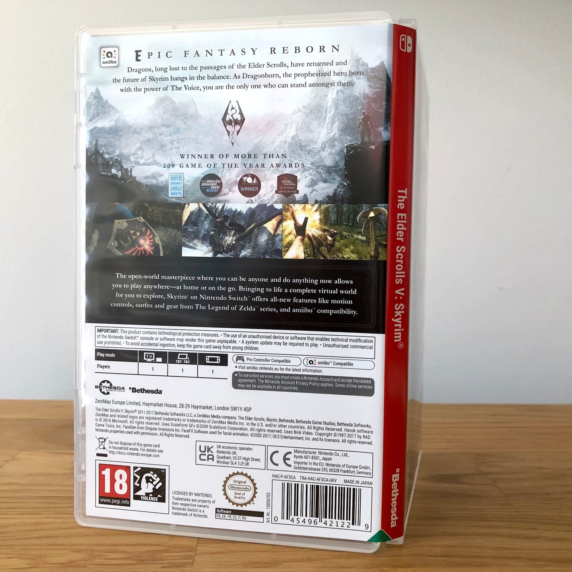 Angled back view of The Elder Scrolls V: Skyrim for Nintendo Switch, showing full back cover artwork.